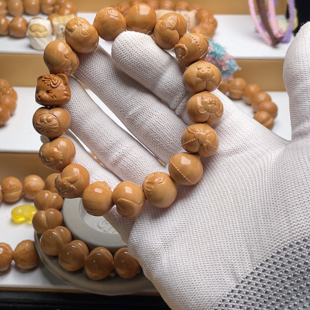 猴头核桃吊坠爱心多宝