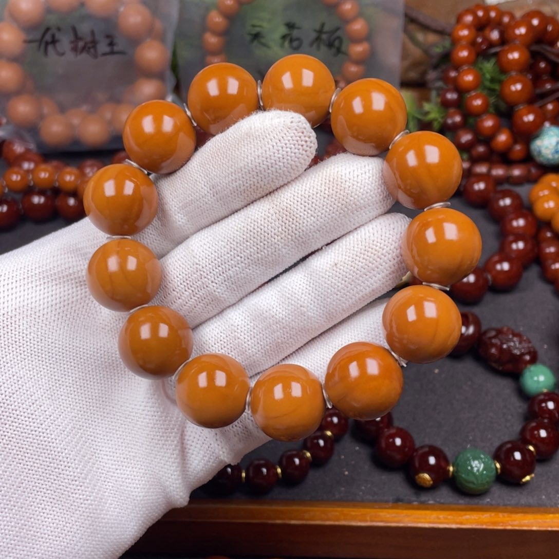 橄榄核手串向**、1.8精品一代树王代盘不退不换