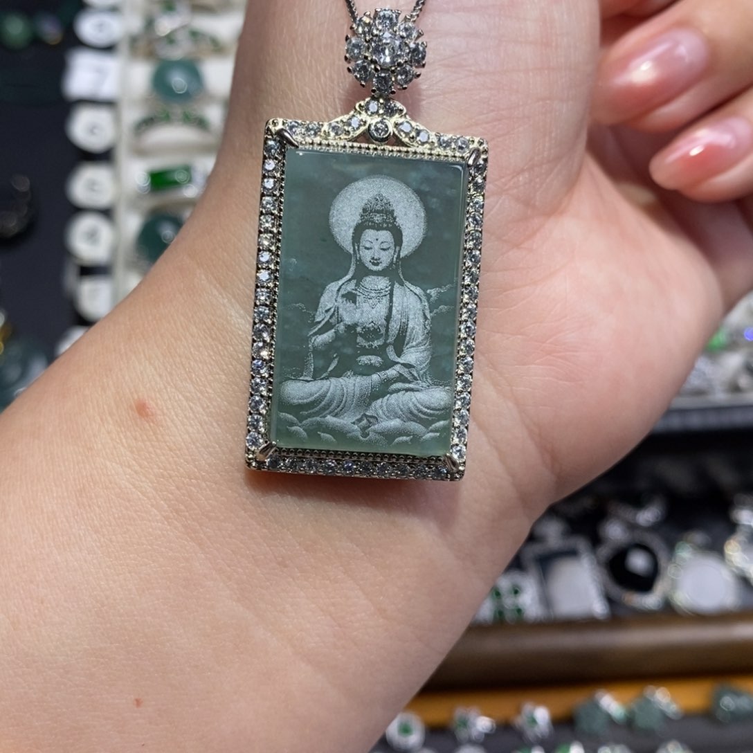 颈饰未镶嵌翡翠翡翠