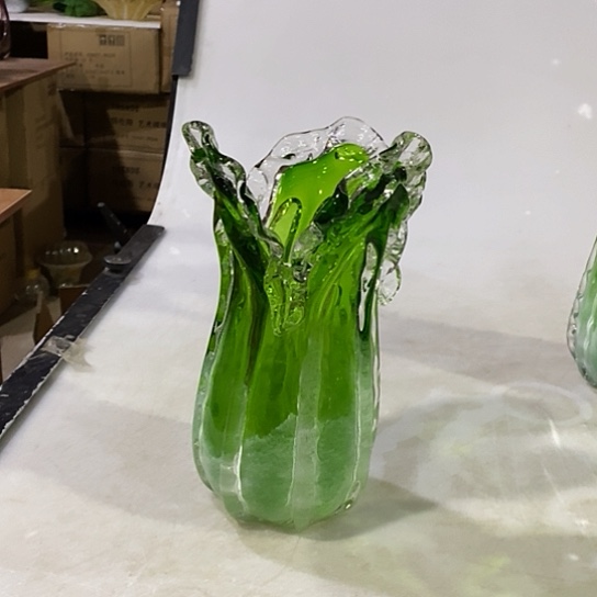 琉璃花瓶高27厘米口径11厘米