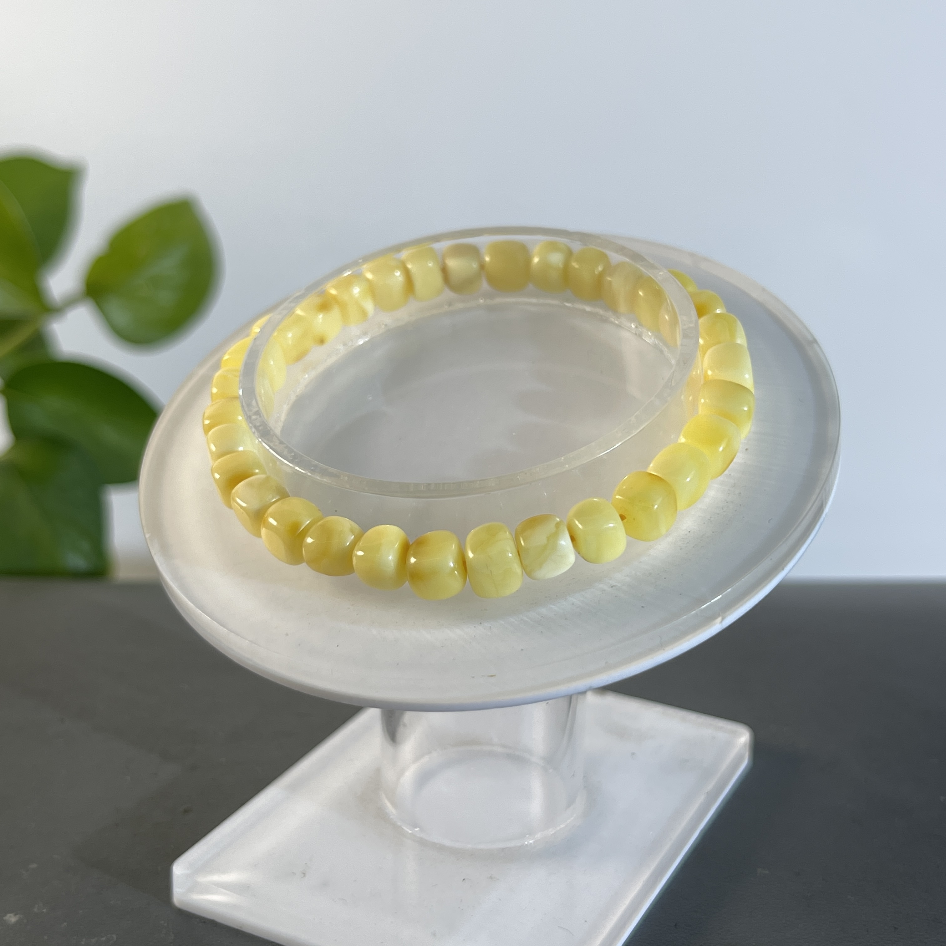 JYA06-011   蜜蜡-手串