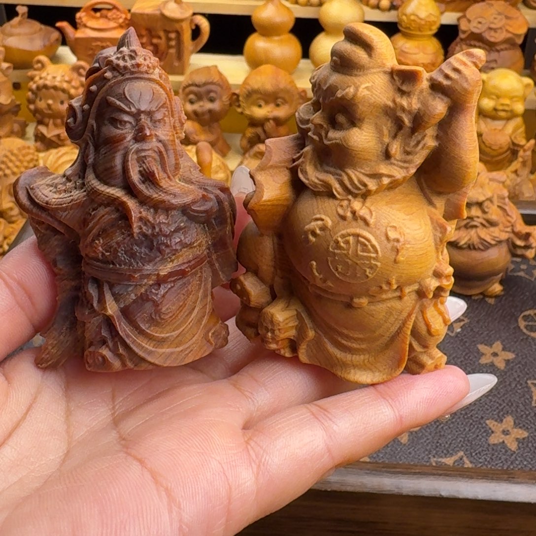 浅***纆柏木（崖柏）崖柏2个，一物一拍