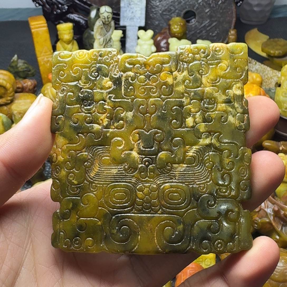 白玉菩提吊坠。。。