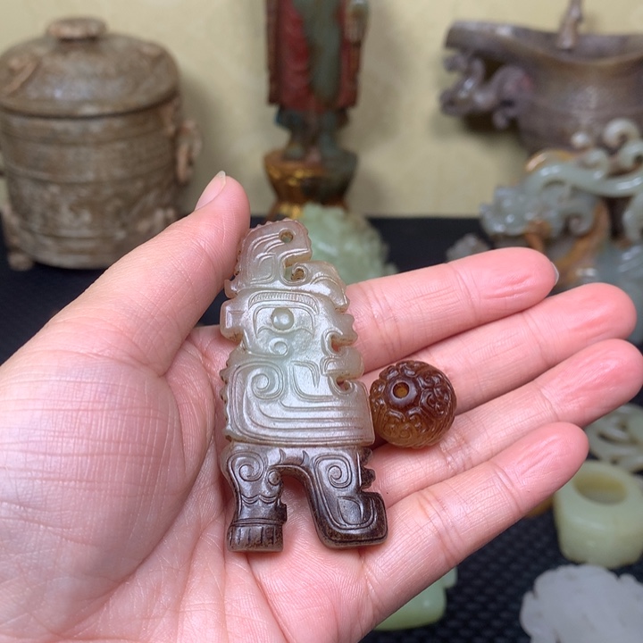 和田玉挂件未镶嵌竜**生