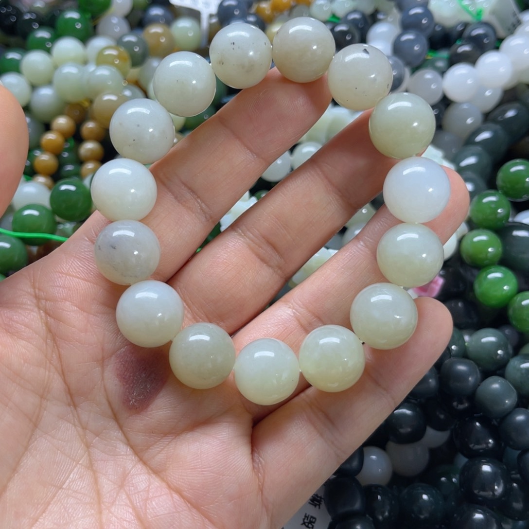 未镶嵌手链和田玉