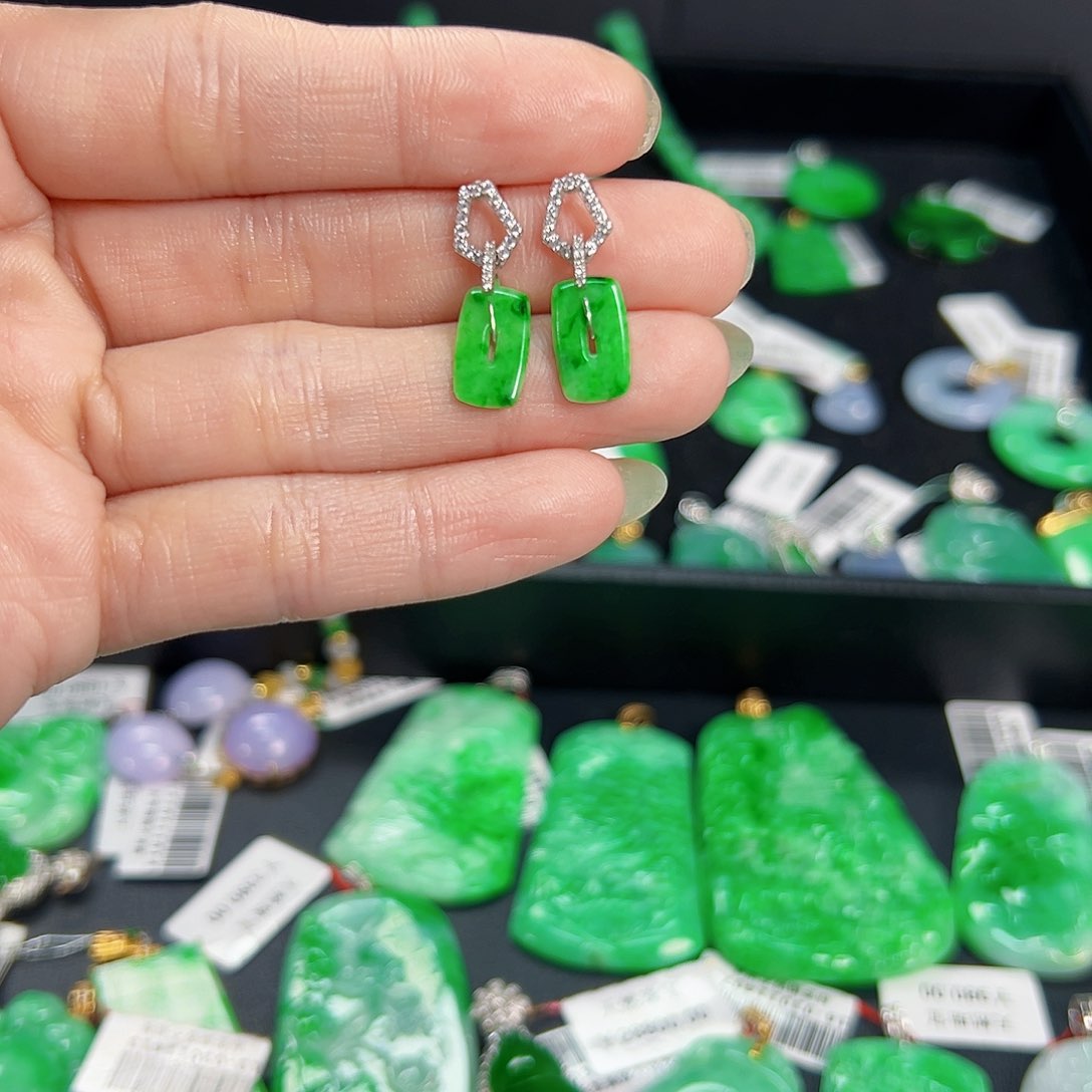 翡翠耳饰银S925镶嵌天然缅料A货一件