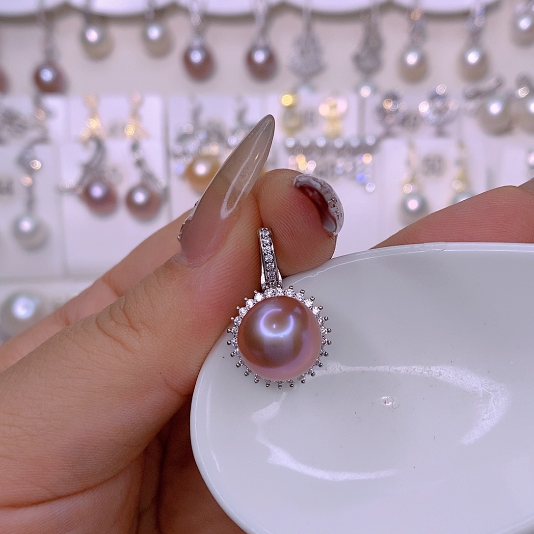 颈饰未镶嵌淡水珍珠