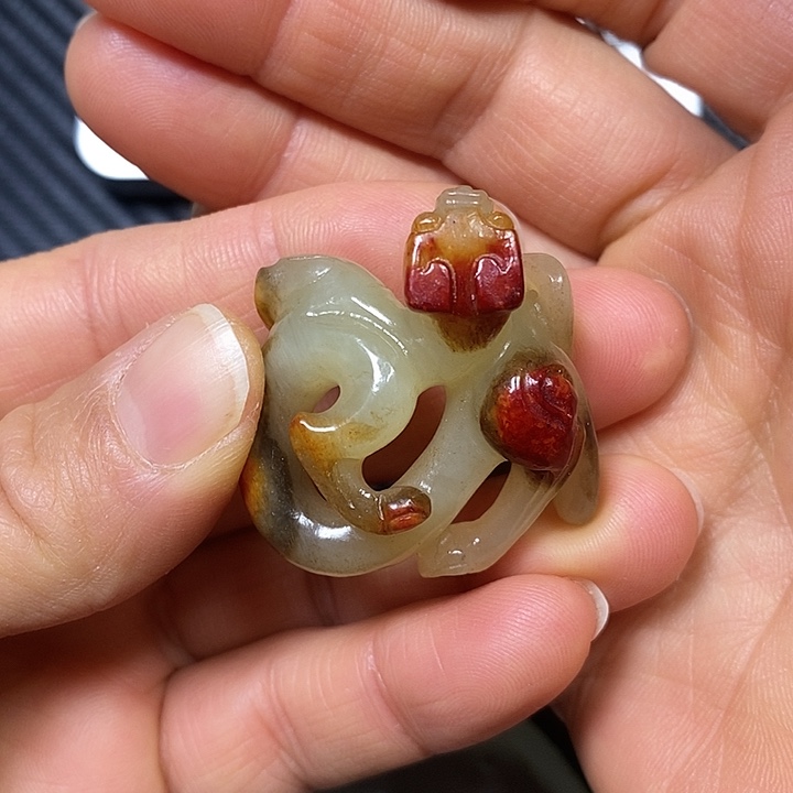 颈饰未镶嵌和田玉垚*