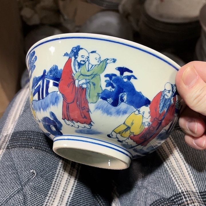 瓷片///////直径17.5厘米。黄西西。