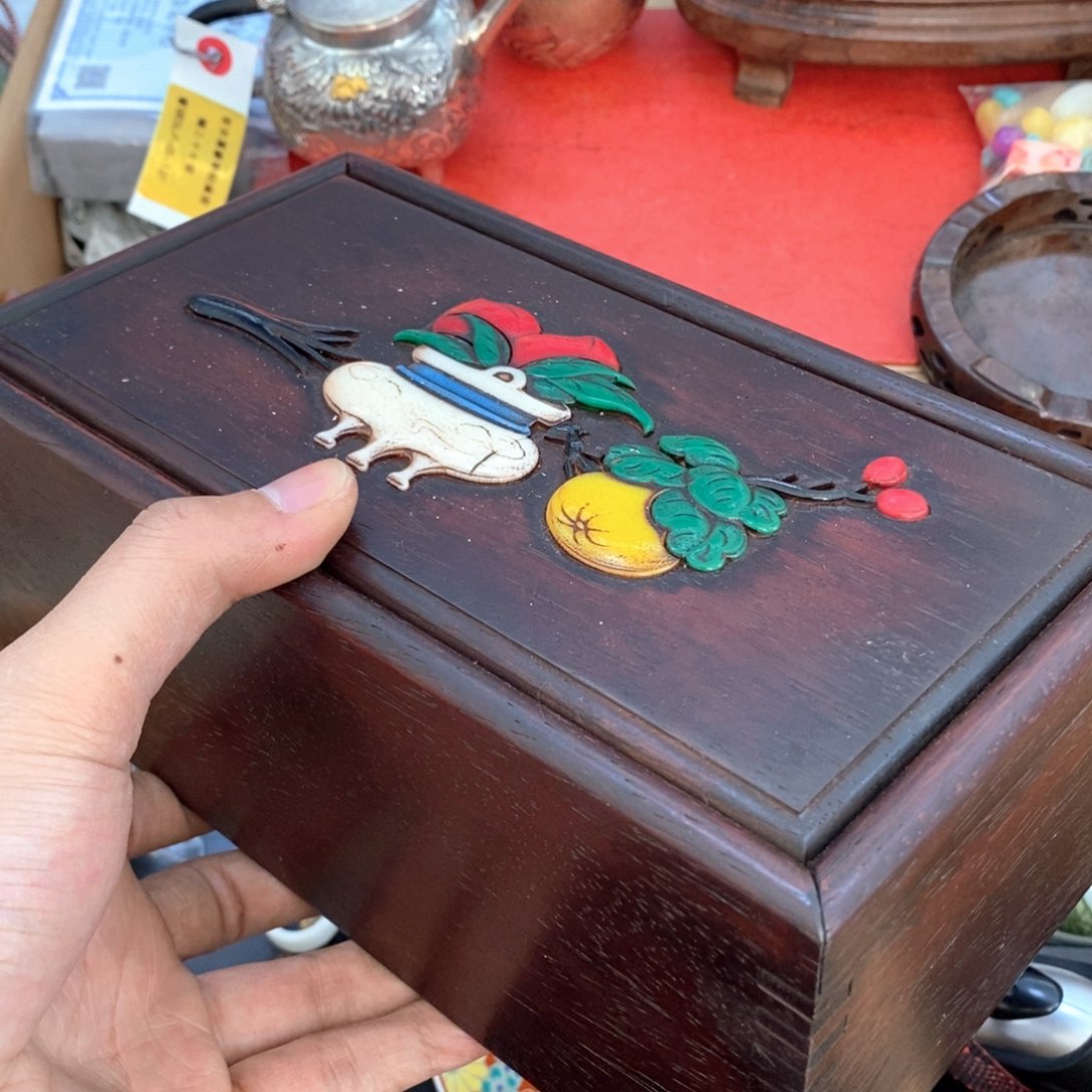 瓷片哈哈哈我也没看到