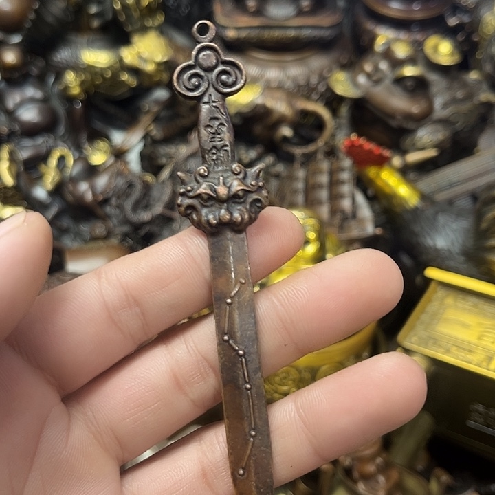 顺顺利利，铜器摆件