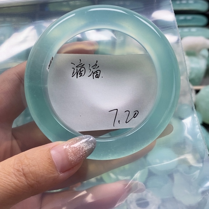 蛇纹石玉未镶嵌手镯滴*橘