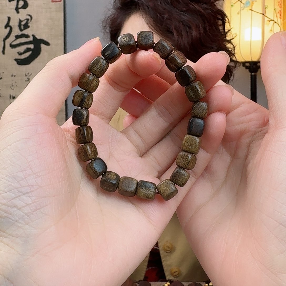 沉香手串兰花紫奇方糖随形