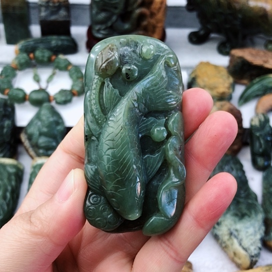 未镶嵌和田玉把件