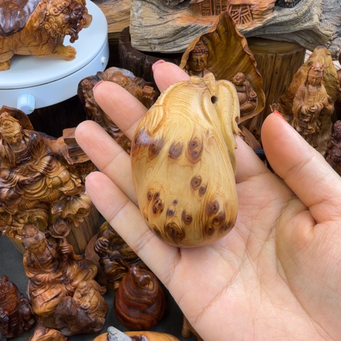 小***颜柏木瘤花钱袋手工