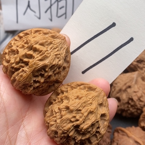 桃核吊坠42红狮子核桃