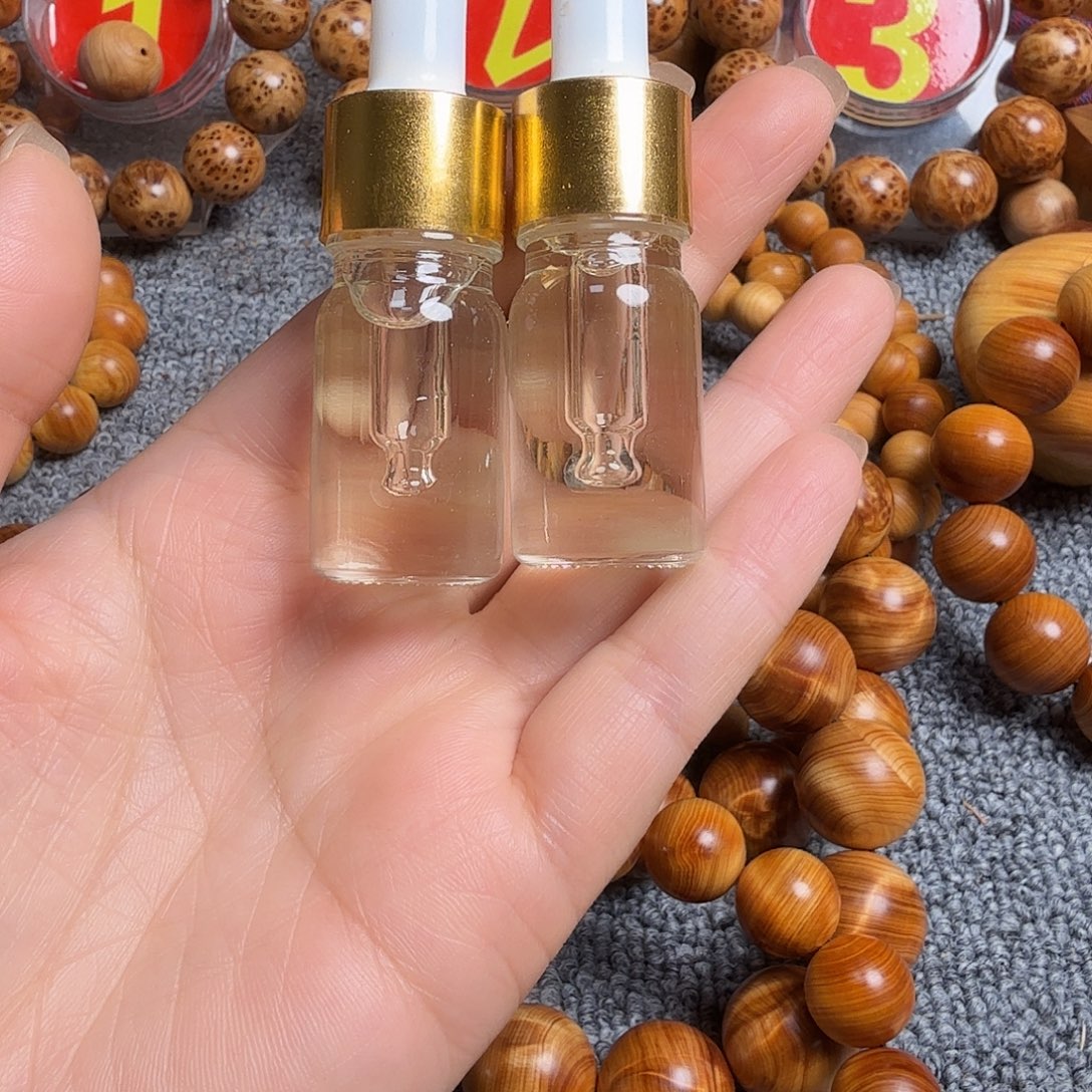柏木（崖柏）太行崖柏精油纯天然一瓶