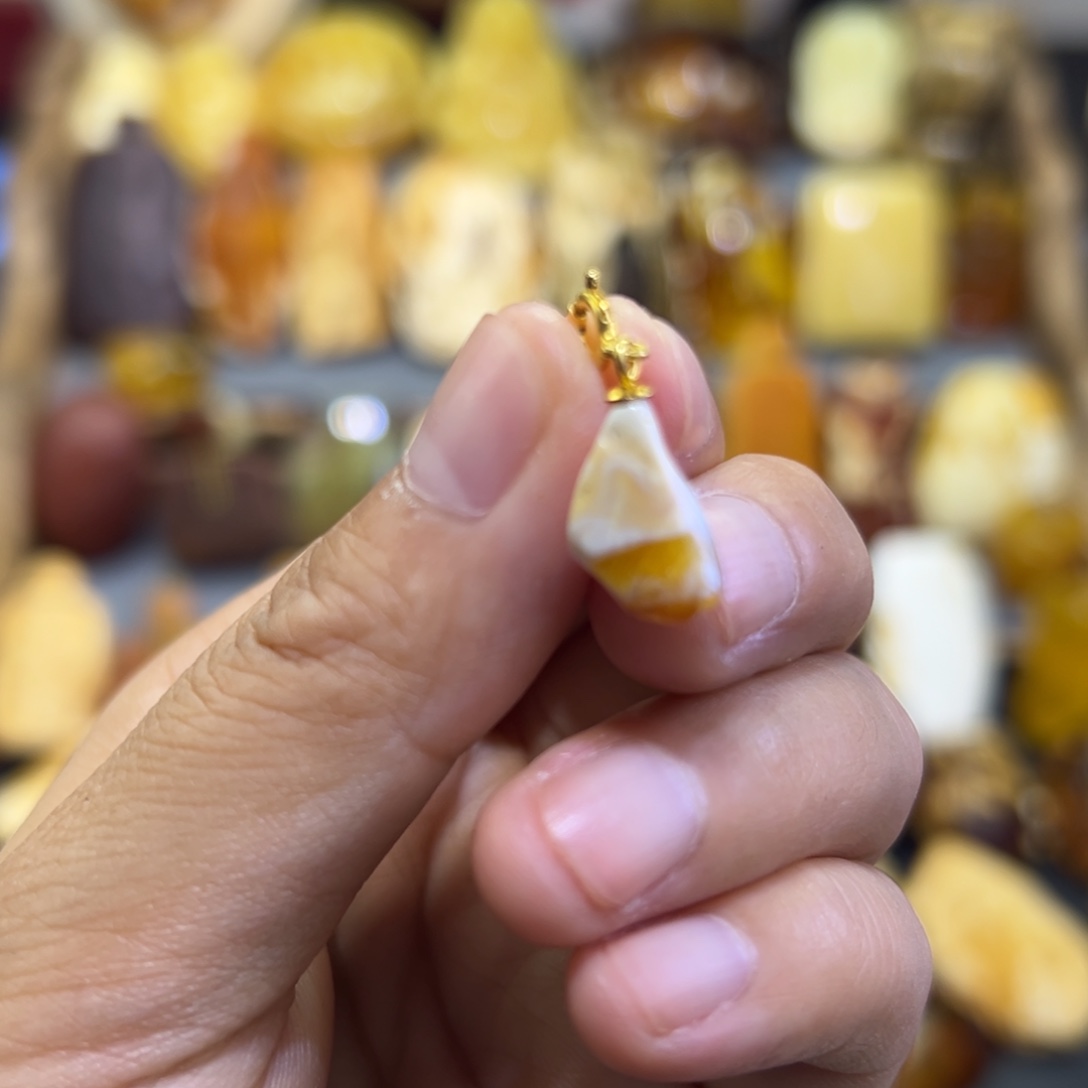 未镶嵌琥珀裸石琥珀蜜蜡