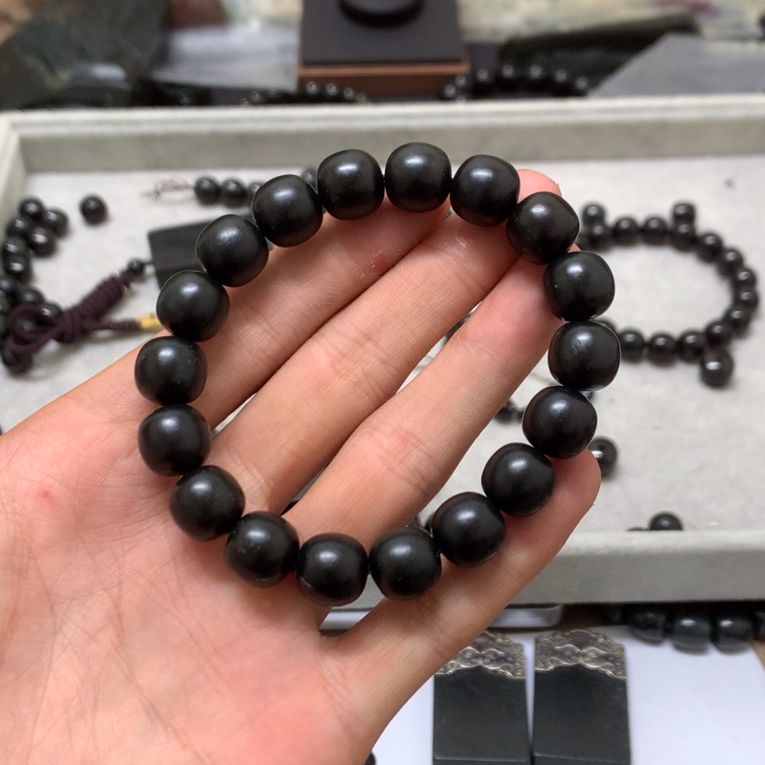 手链未镶嵌和田玉