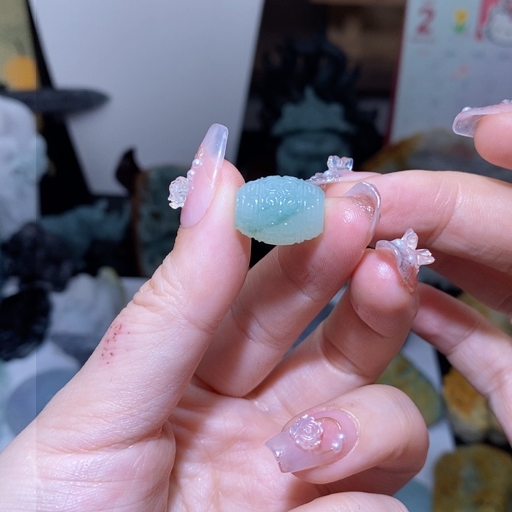 定制翡翠未镶嵌翡翠