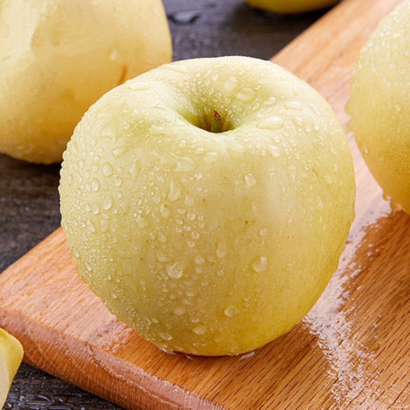 山东烟台奶油富士黄色苹果脆甜多汁产地直发新鲜应季水果