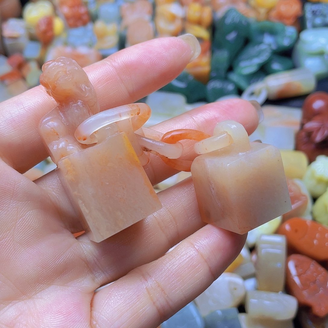 青田石印石古兽连锁