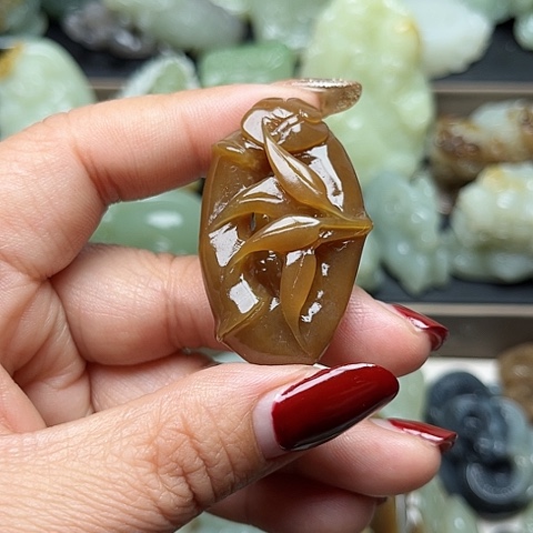 和田玉颈饰未镶嵌?****j