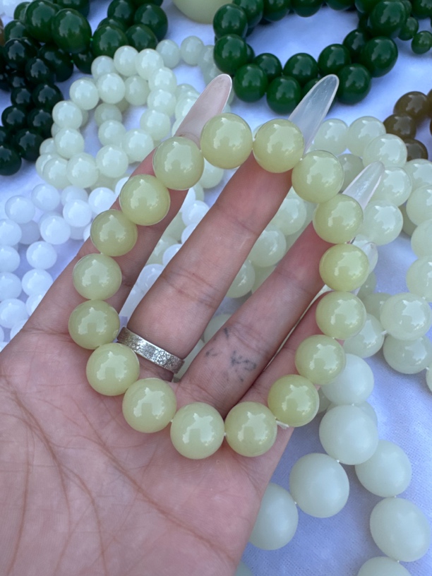 高端大气鸡油黄手串 卡12