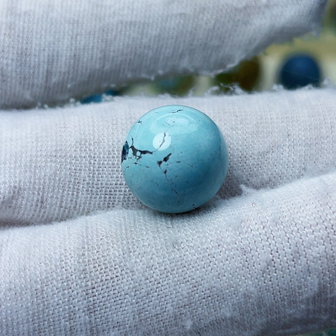 绿松石颈饰未镶嵌