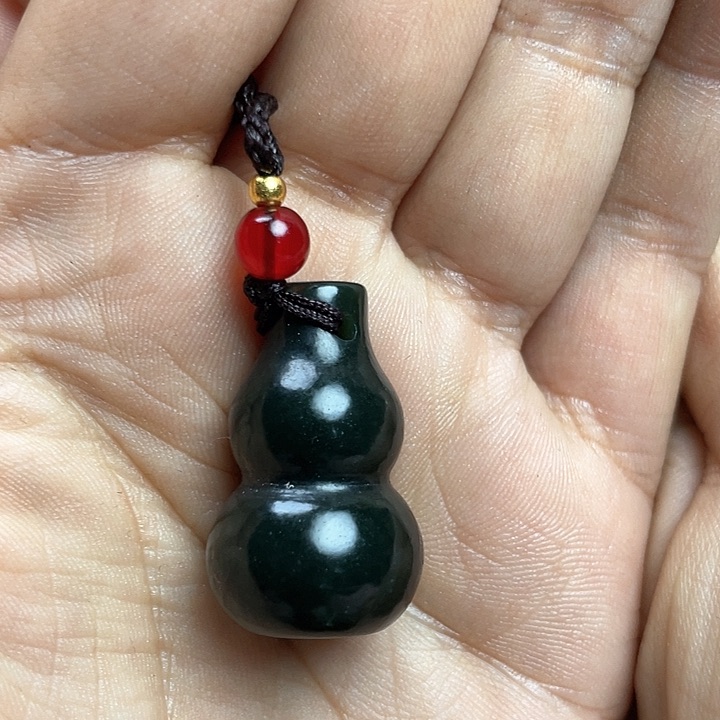 和田玉颈饰未镶嵌用****1