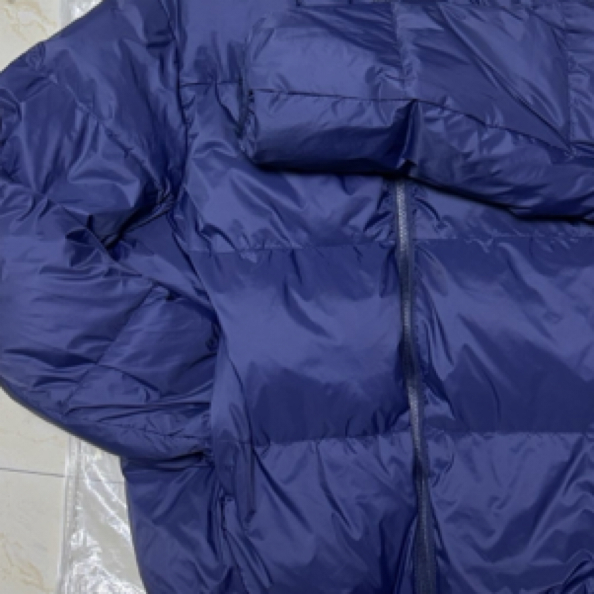 男士连帽厚款羽绒服7.8.4.1（自主款）