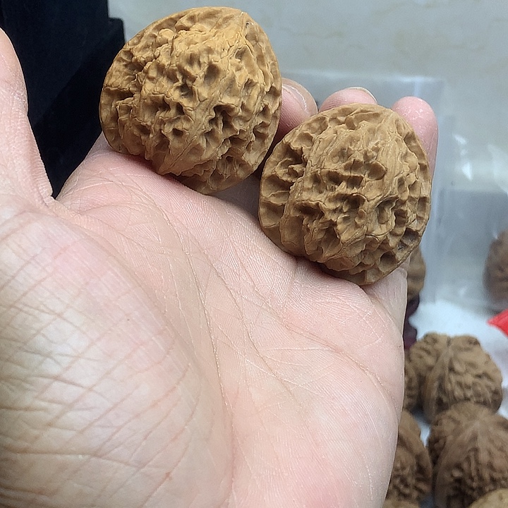善***意文玩核桃吊坠苹果园