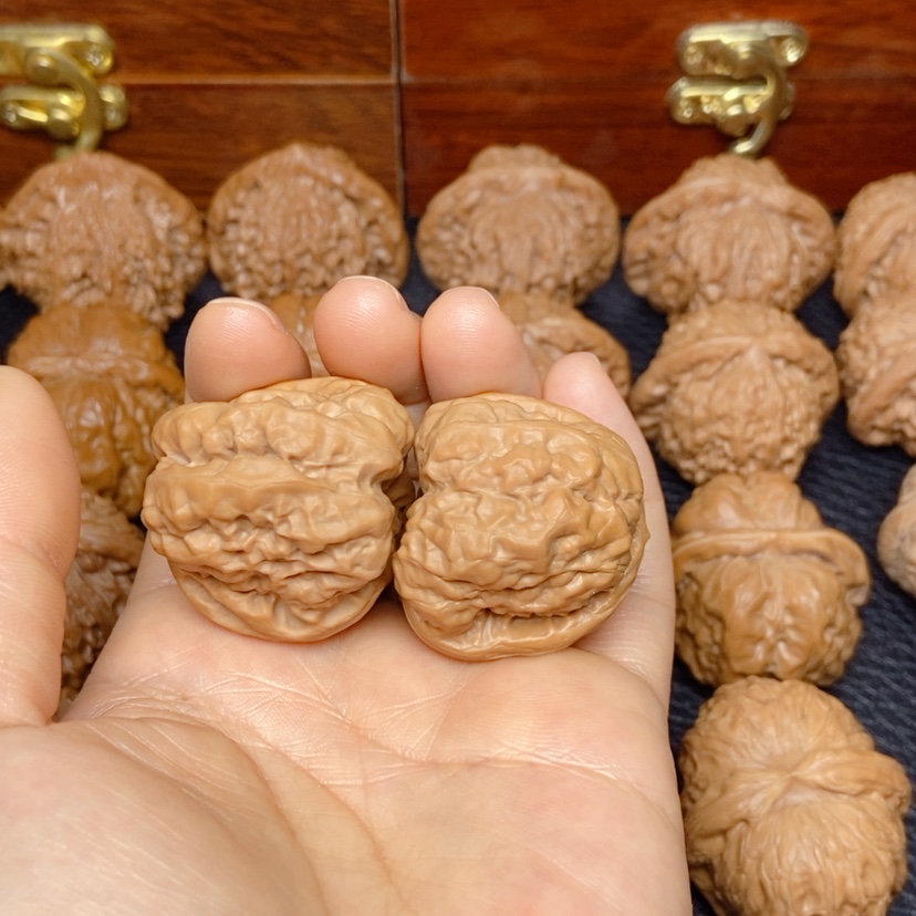 【闪购商品】文玩核桃吊坠蛙蛙35