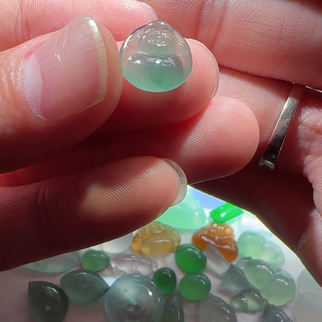 定制翡翠未镶嵌缅甸天然翡翠佛