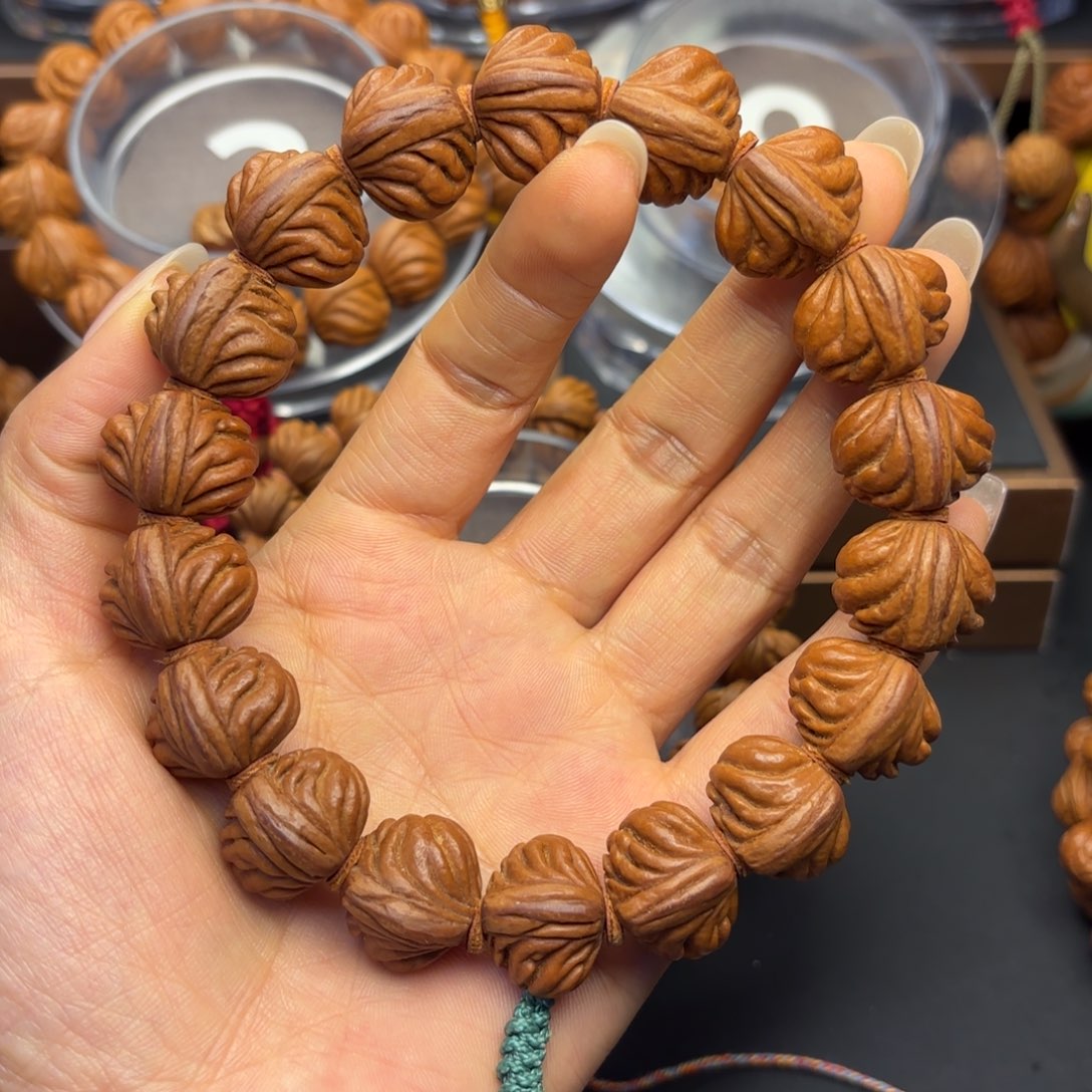 野***野桃核吊坠野生红魔爆肚18尺寸