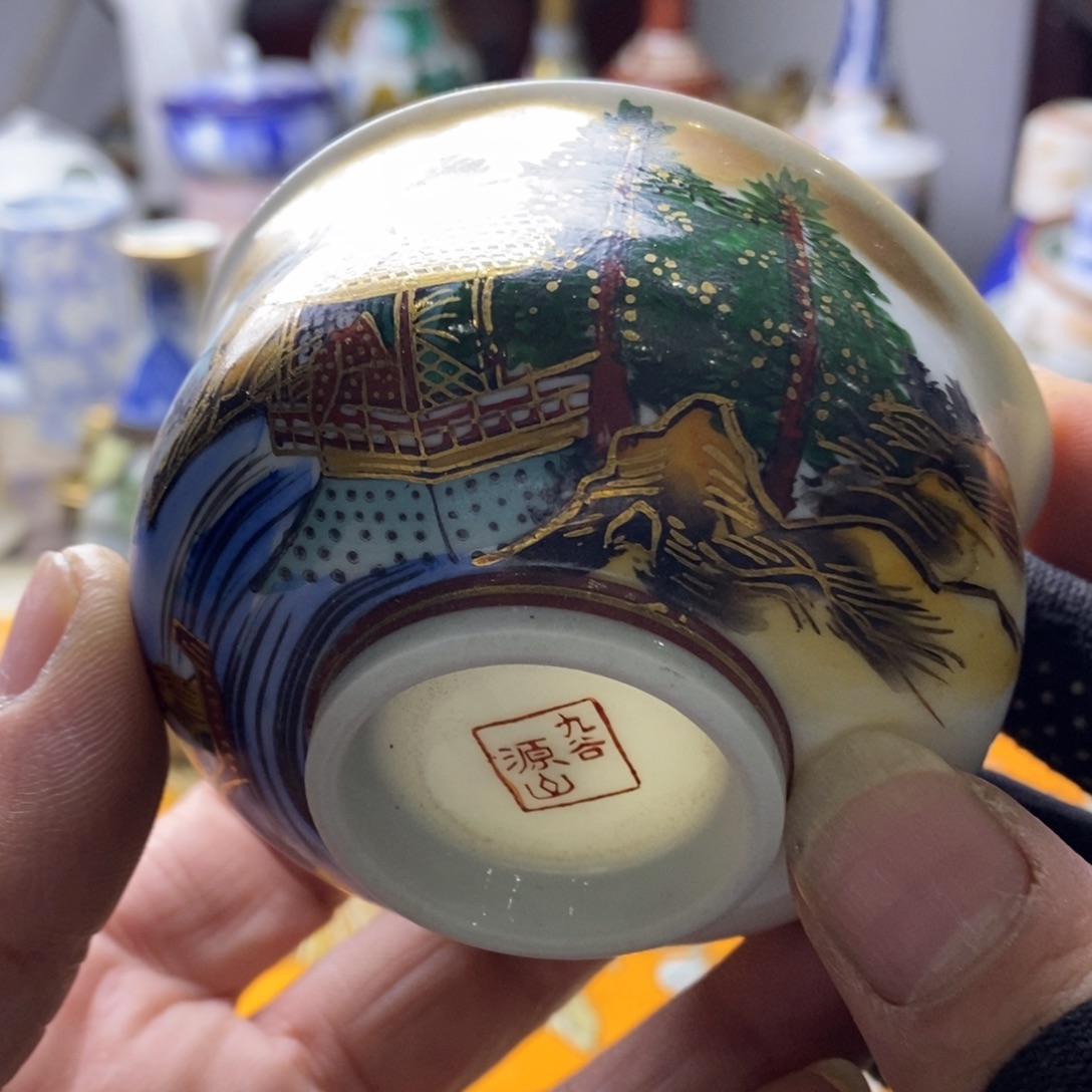 喵****瓷片一直想你想不明白想要说出来