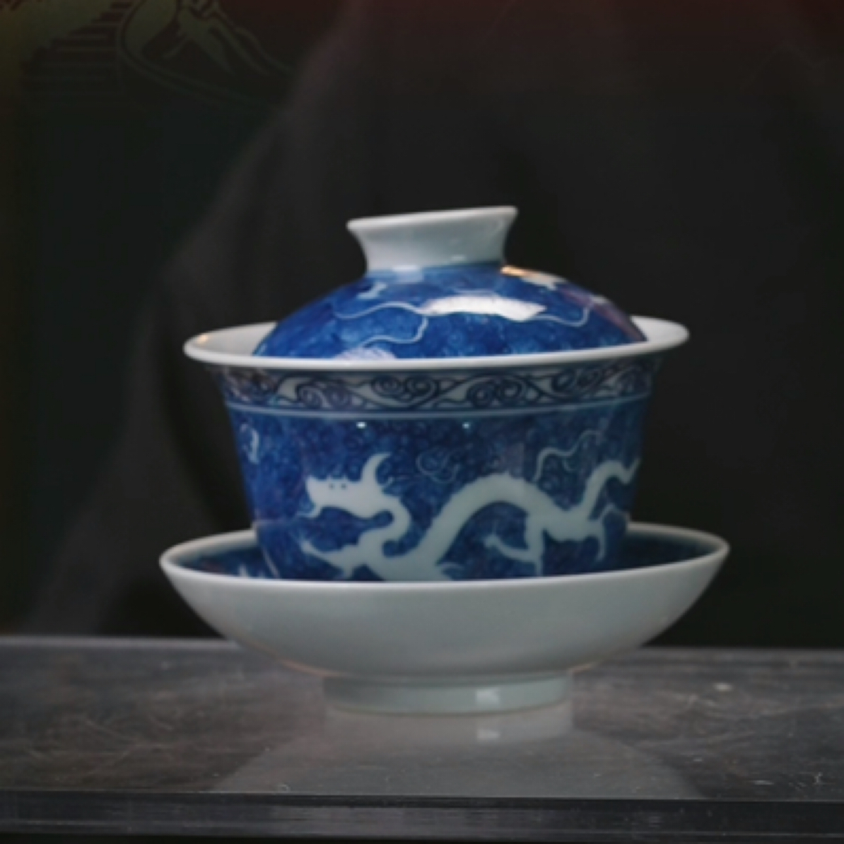 X青花海水龙纹三才盖碗