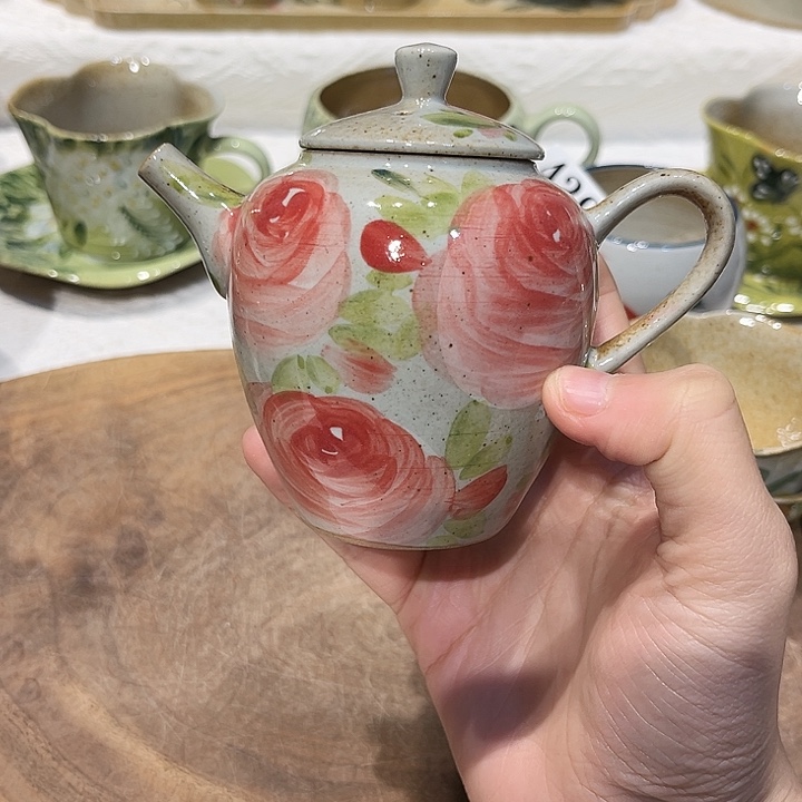 景德镇陶瓷学院的