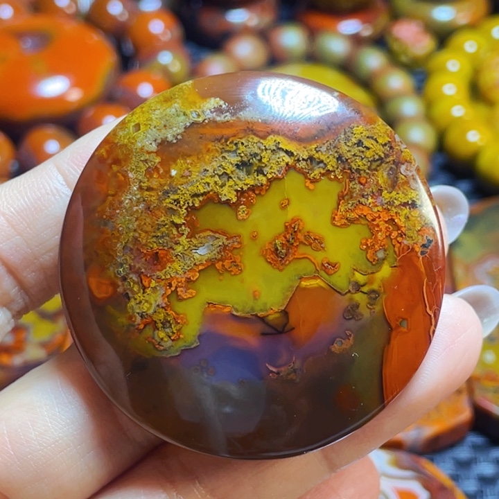 玛瑙/玉髓战国红吊坠未镶嵌捞**鱼