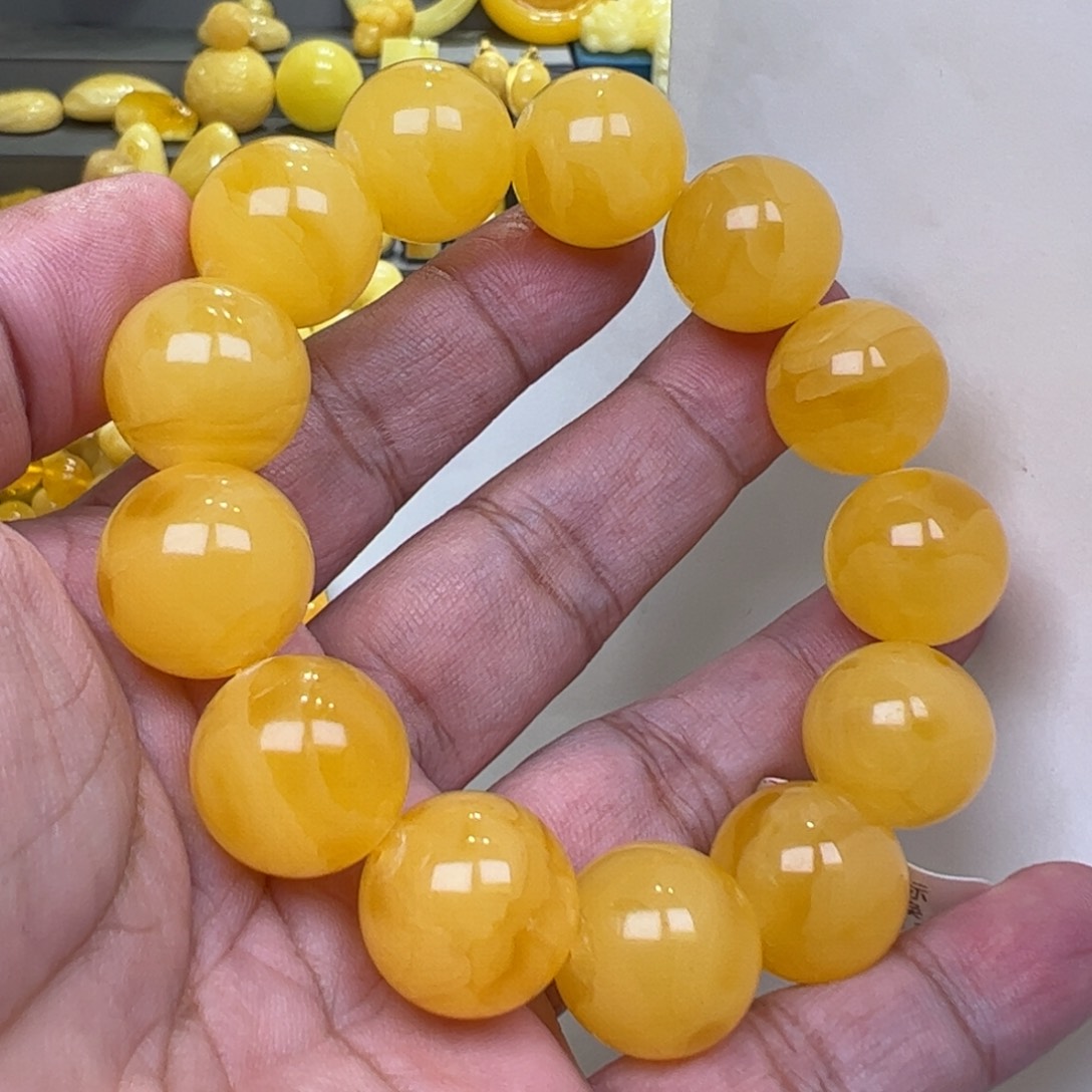 【闪购商品】蜜蜡裸石未镶嵌18加43.3克
