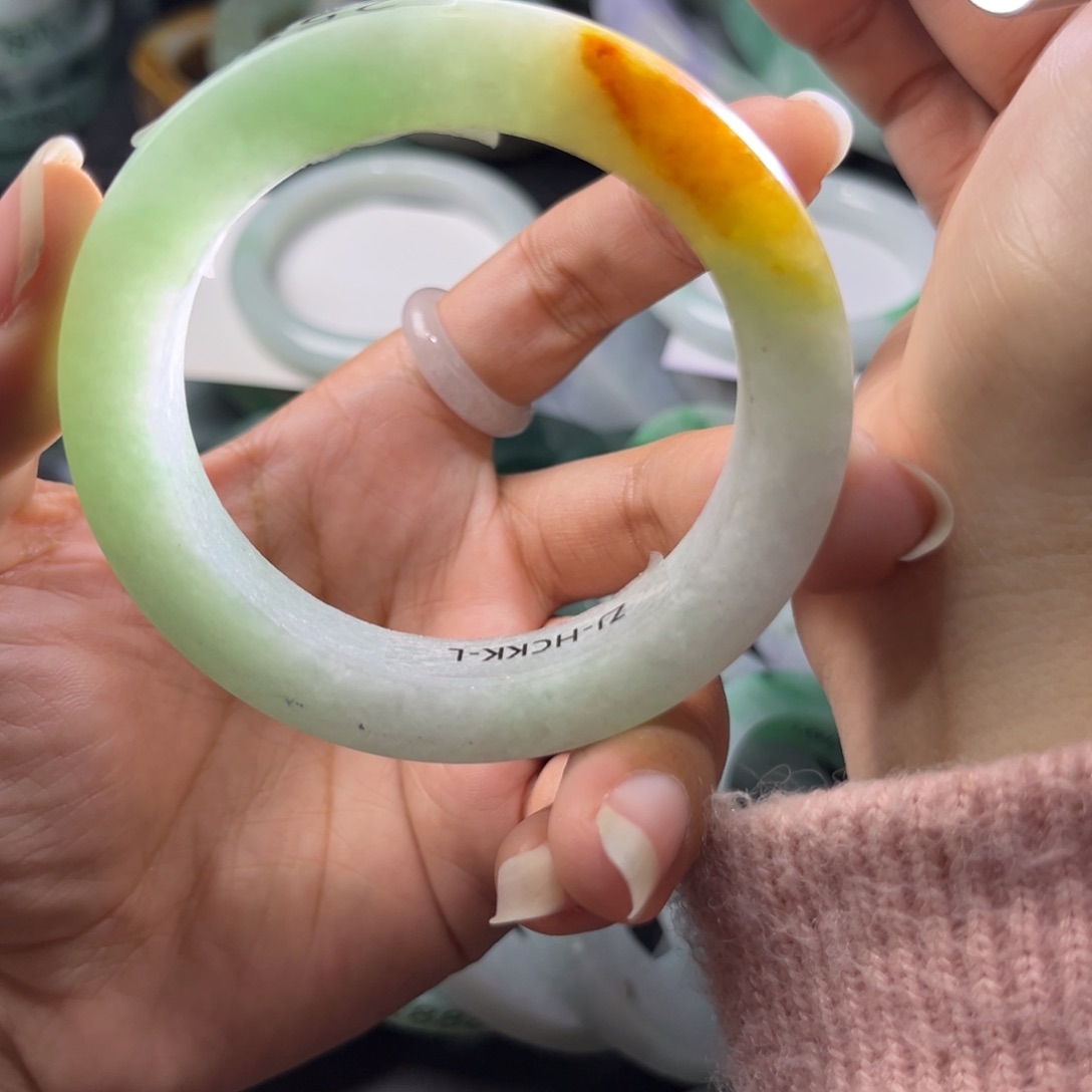 定制翡翠手镯未镶嵌