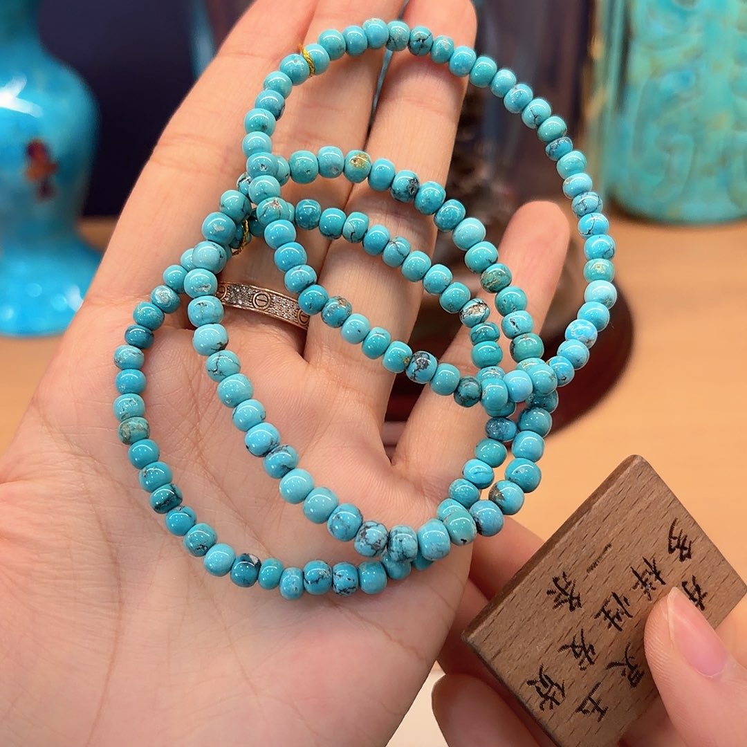 绿松石未镶嵌颈饰