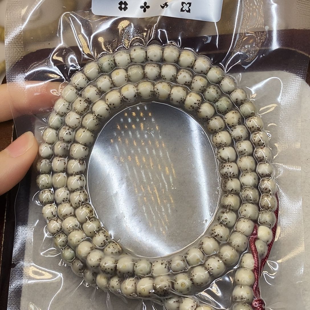 星月菩提手串7×6石玉通体大留白