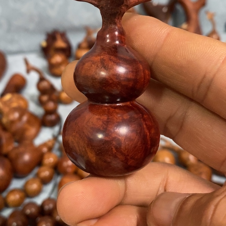 木老*小叶紫檀手工雕刻葫芦