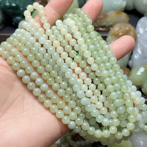 颈饰未镶嵌和田玉?****j