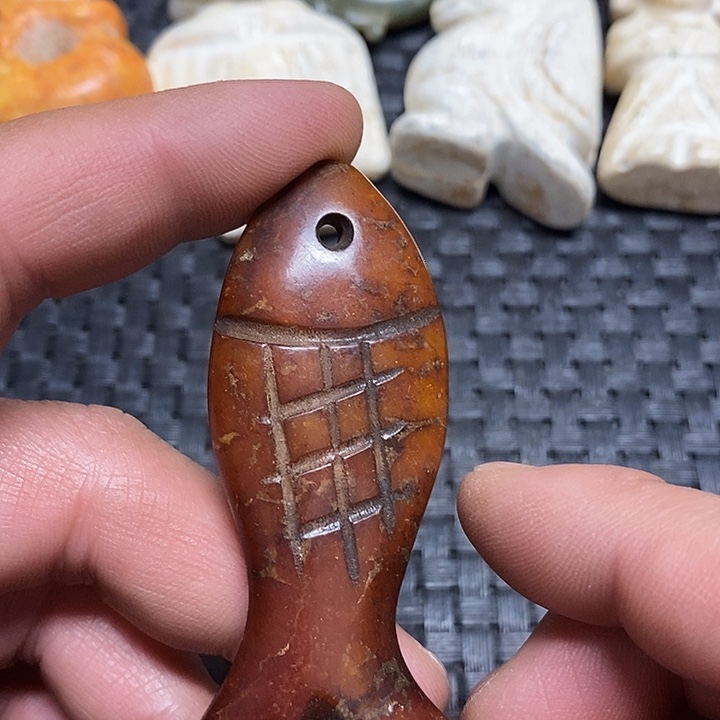 龙脊菩提吊坠        