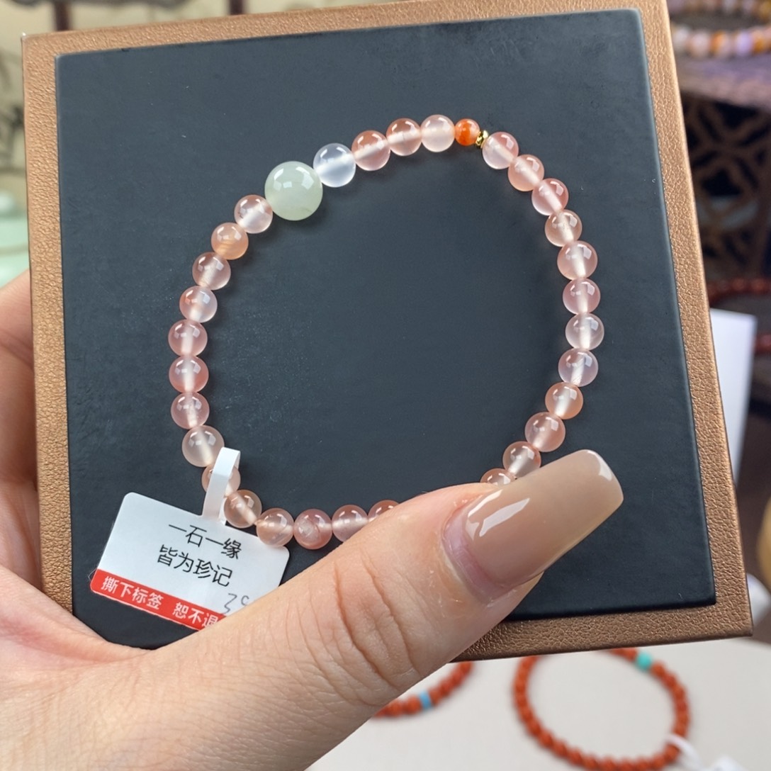 南红玛瑙未镶嵌手链