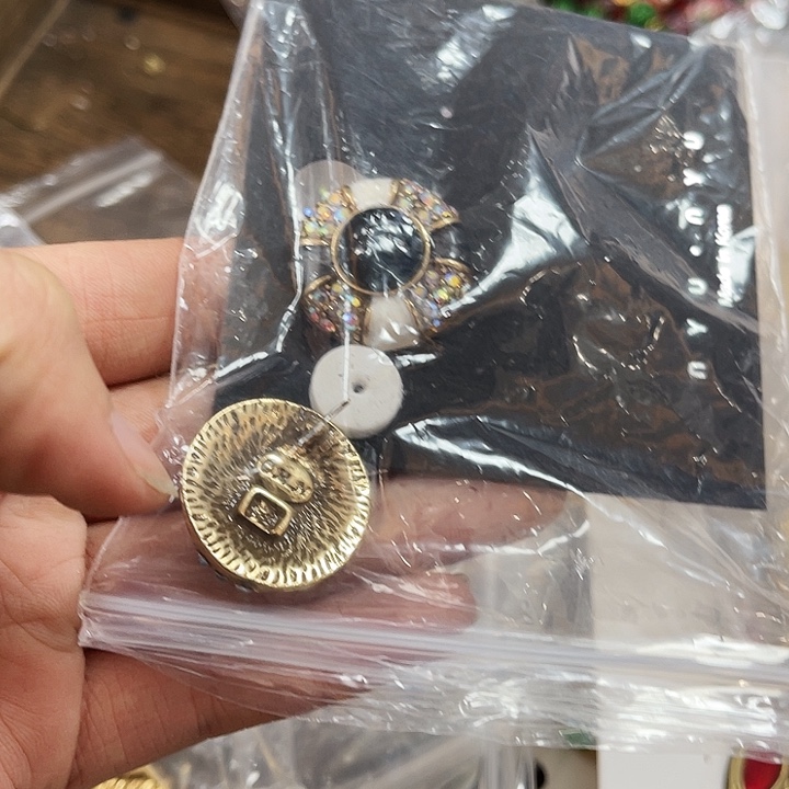 a***f琉璃铜合金琉璃磁石