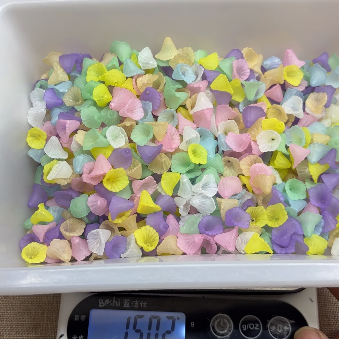 亚克力8米马蹄莲磨砂