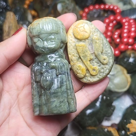 岫岩河磨玉（透闪石质玉）未镶嵌挂件